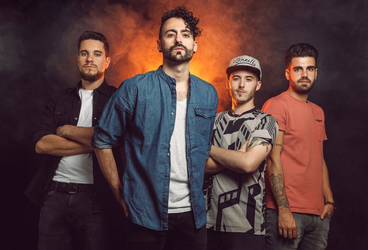 Nadye presenta «Contra las cuerdas», junto a Julio Maloa de La Raíz