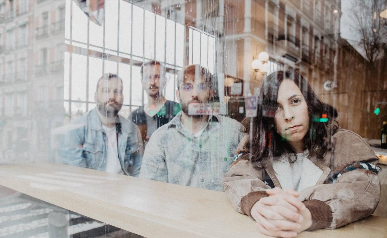 Ombra presenta su nuevo single y videoclip, llamado «Espacio Vital»