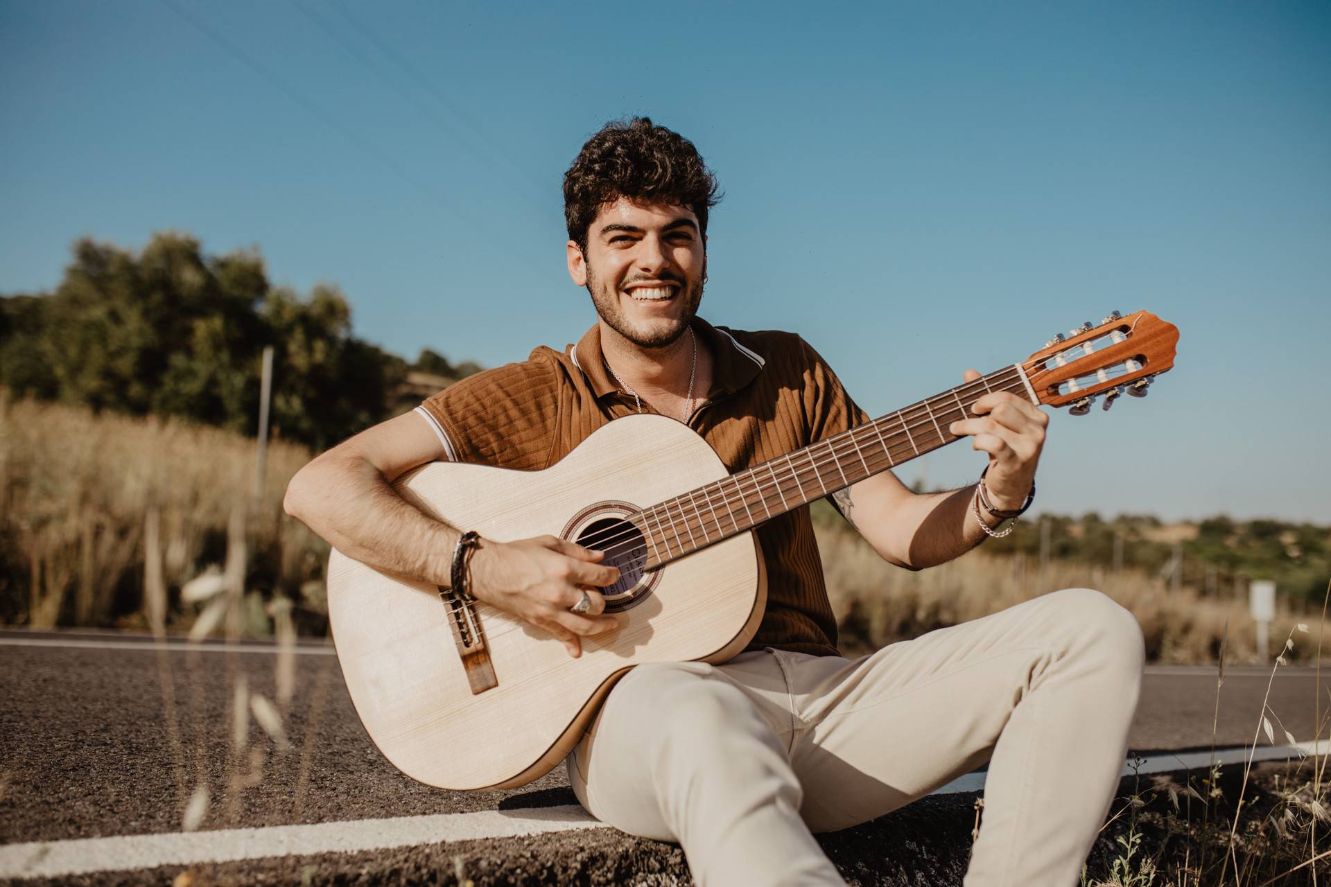 Conversaciones con Rafa Romera: regresa con su single «Como una gota»