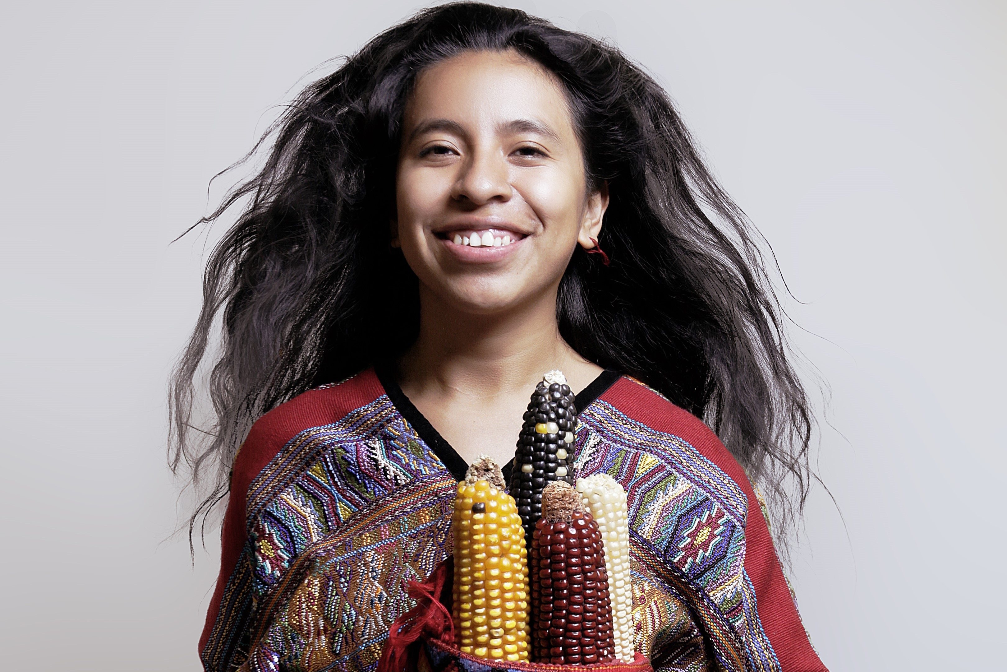 Estrenamos en exclusiva «La Siguanaba», nuevo tema de Sara Curruchich