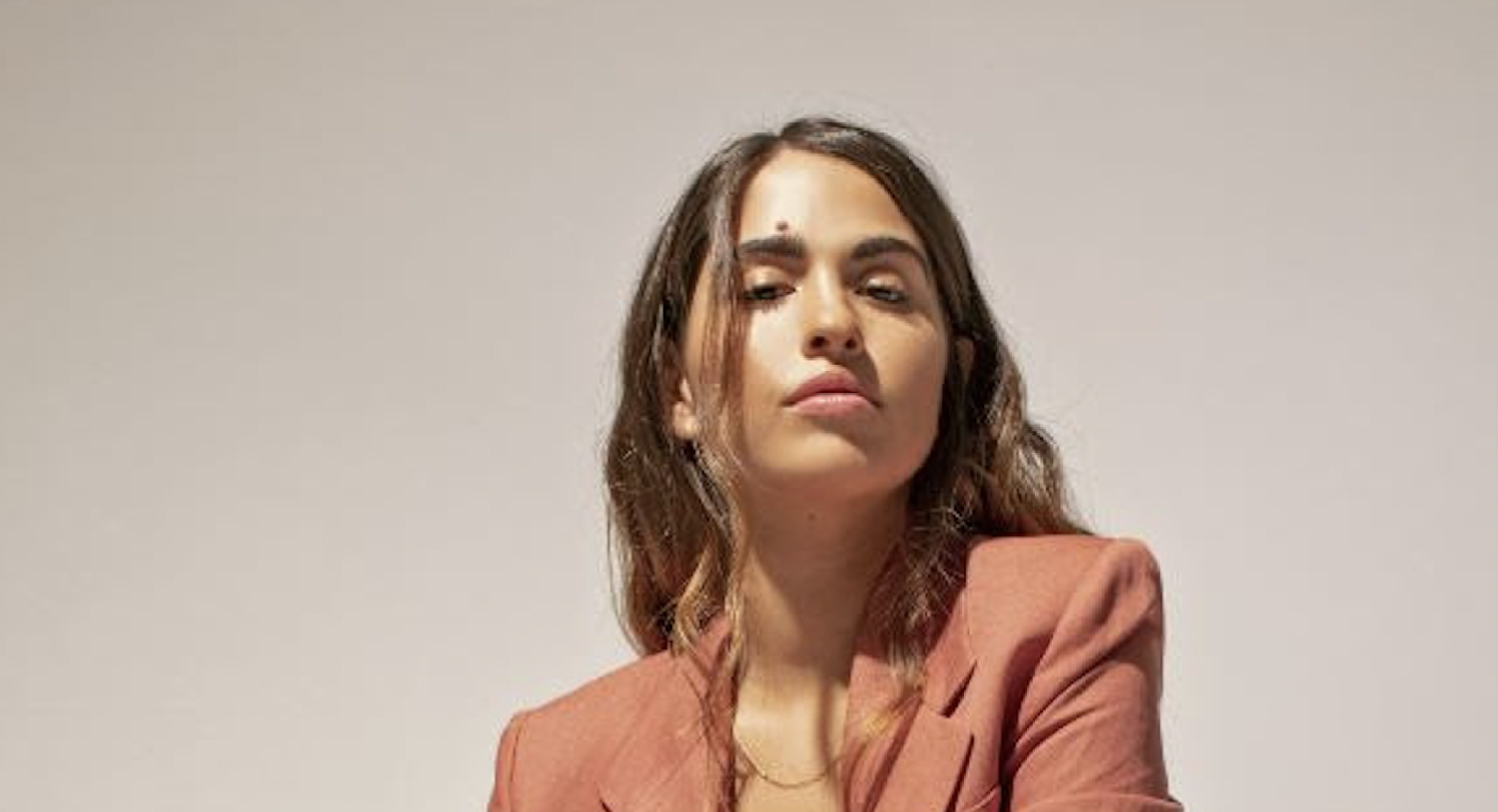 Anaju o cómo inundar el mundo de gran sensibilidad con «Mood»