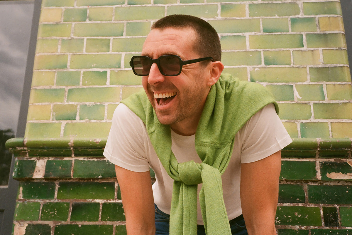 Miles Kane vuelve al ataque el 21 de enero con su nuevo álbum, «Change the show»