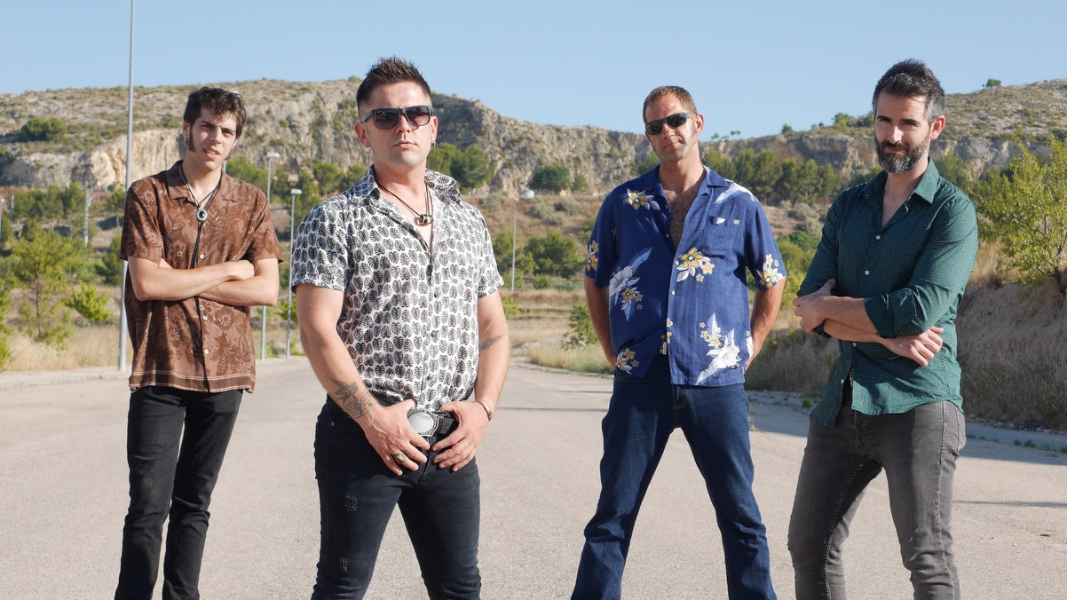 Pipo & The Travelin’ Band arrasan, a ritmo de rock, con su nuevo single «Corre, corre»