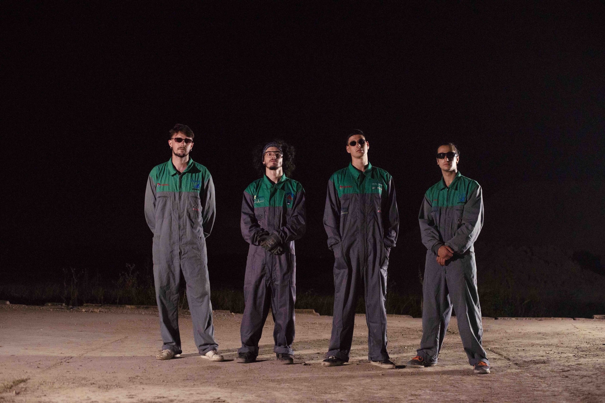 Tenda presenta su doble single, «Humo» y «Poble dorm»