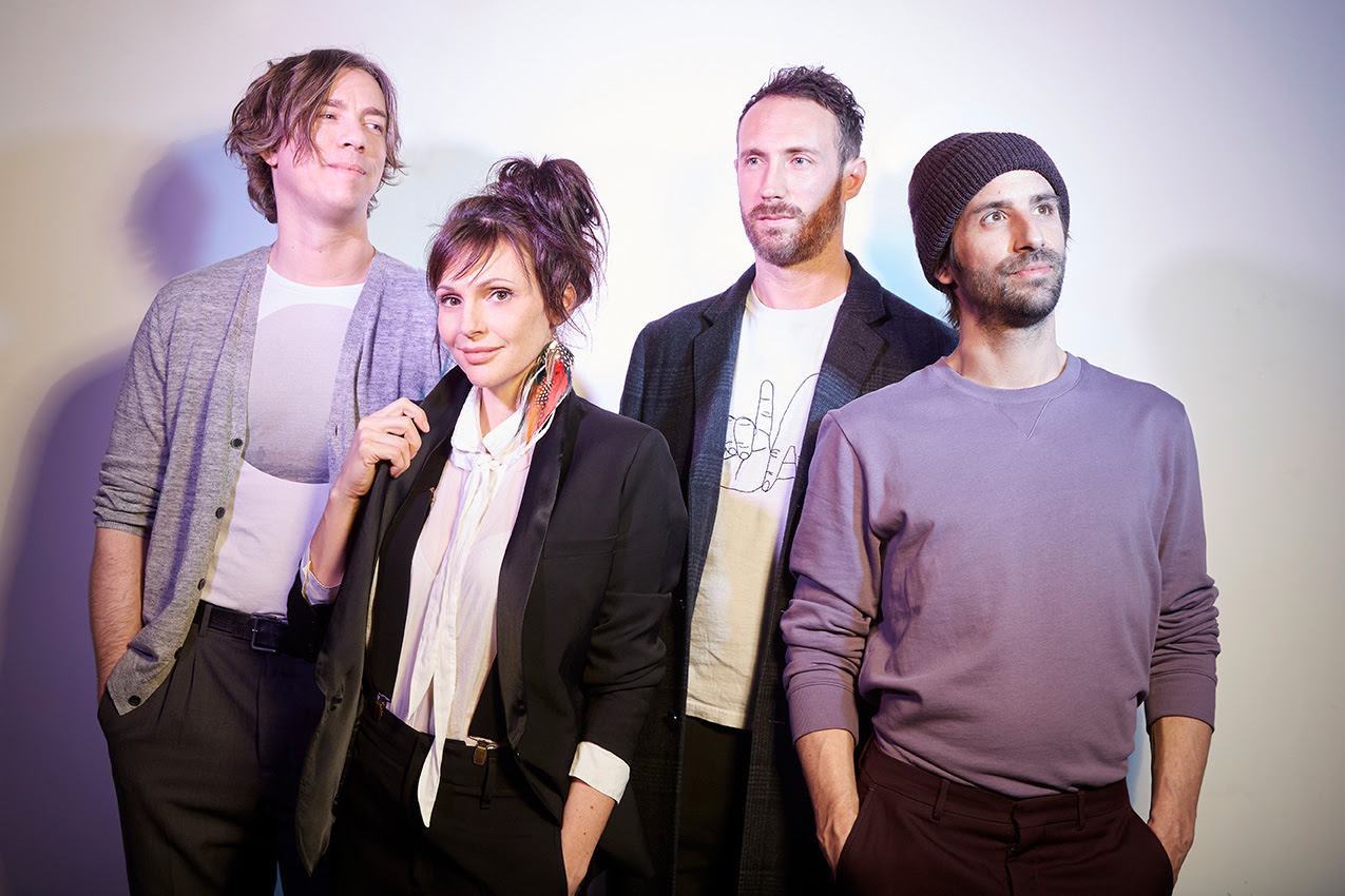Caravan Palace calientan motores para arrasar en La Riviera