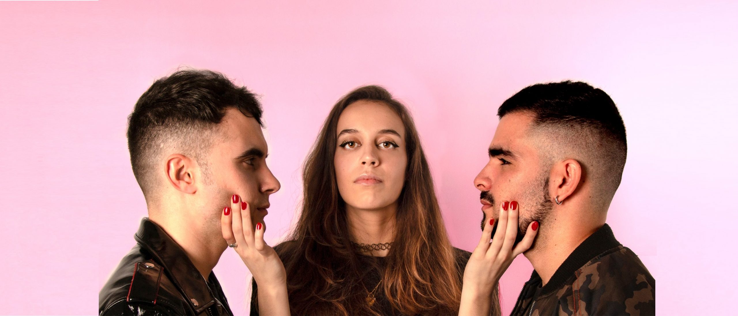 Kreddo debuta con su música y desata el «Caos»