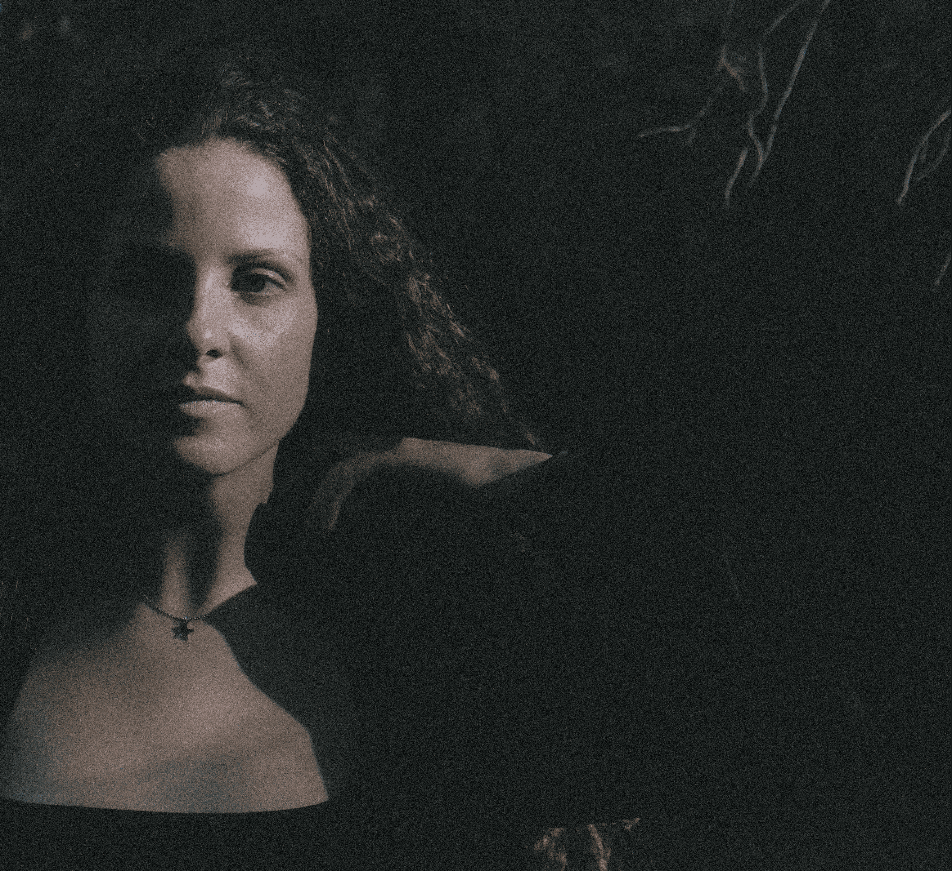 Nuria López nos descubre los detalles de su debut