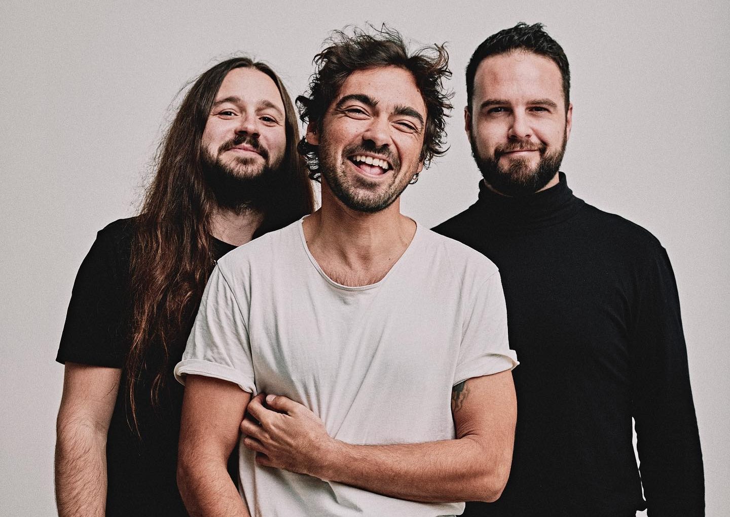 Billy Flamingos arrasan con su «Oscuro baile de salón»