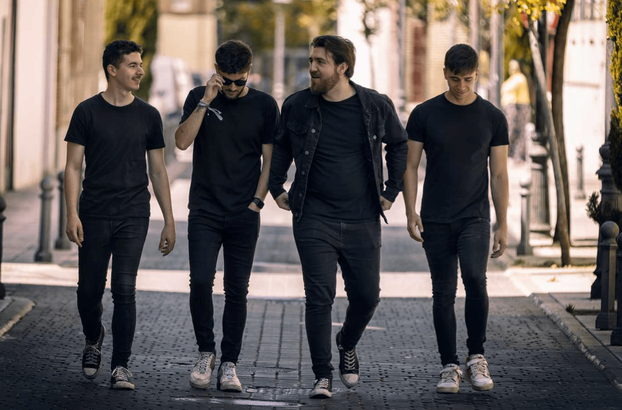 Kiraz nos encandilan con «Beatles o Vetusta»