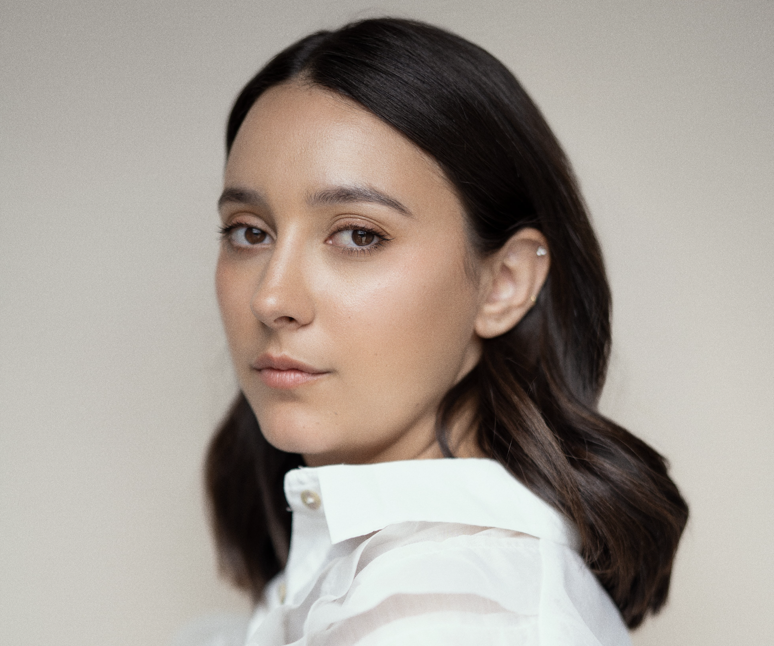 Carla Lourdes nos enamora con su nuevo álbum