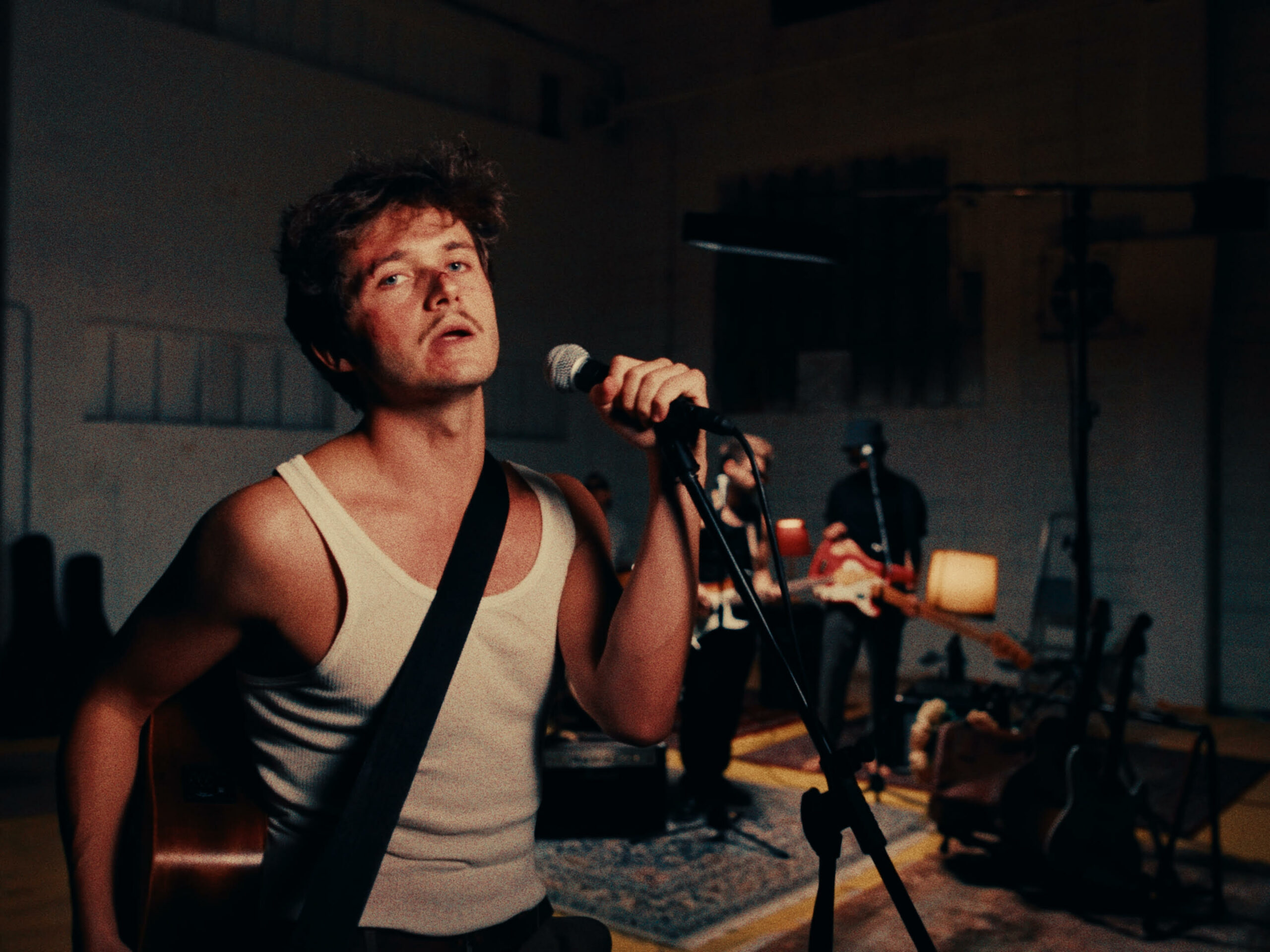Delacueva estrena el videoclip de «Estoy jodido»